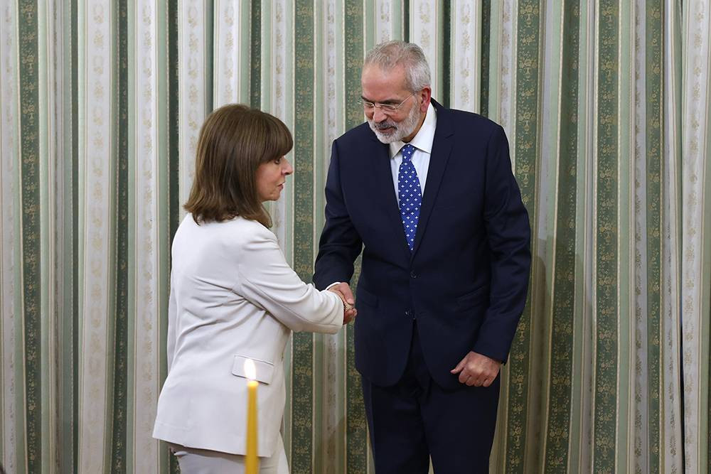 Yunanistan'daki geçici hükümetin bakanları yemin ederek göreve başladı - Resim: 14